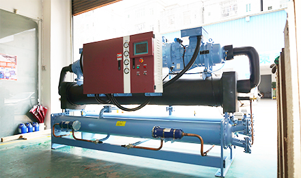 螺桿式工業(yè)冷水機(jī)更換防凍液有哪些注意事項(xiàng)？